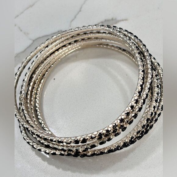 Vintage Y2K Bangle Bracelets Black Silver Tone Metal Set of 8 Retro - Picture 3 of 7